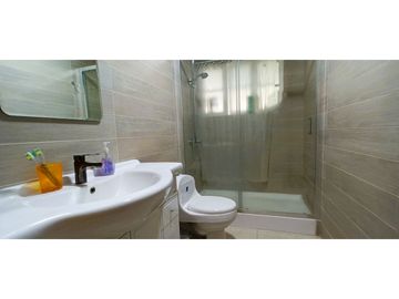 Venta de parcela de 6.000 m2. En San Isidro de Quillota -  casa de 240 m2. 12.036 UF.