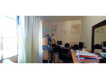 Venta de parcela de 6.000 m2. En San Isidro de Quillota -  casa de 240 m2. 12.036 UF.
