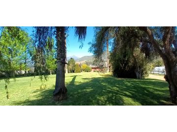 Venta de parcela de 6.000 m2. En San Isidro de Quillota -  casa de 240 m2. 12.036 UF.