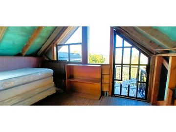 Venta de parcela de 6.000 m2. En San Isidro de Quillota -  casa de 240 m2. 12.036 UF.