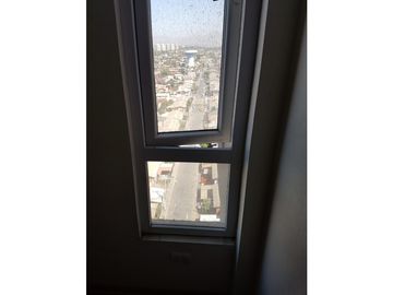 VENTA Dpto 2D+1B+EST metro Las Rejas, Ideal Inversión