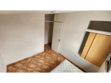 VENDO CASA EN PLACILLA - VALPARASO 2D-1B-3E