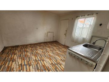 VENDO CASA EN PLACILLA - VALPARASO 2D-1B-3E