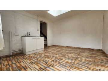VENDO CASA EN PLACILLA - VALPARASO 2D-1B-3E