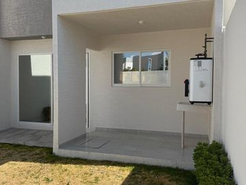 CASA EN VENTA ARONA RESIDENCIAL