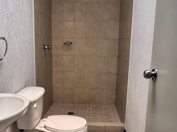 Casa en VENTA la Florida con recamara en planta baja