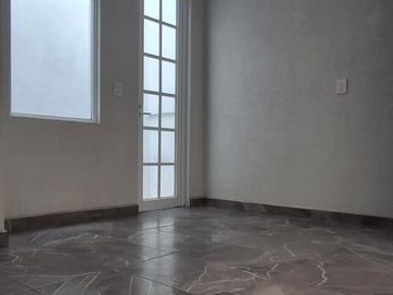 Casa en VENTA la Florida con recamara en planta baja