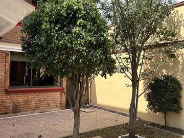 Casa en San Lorenzo TepaltitlAn Centro