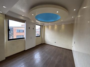 Casa en San Lorenzo TepaltitlAn Centro