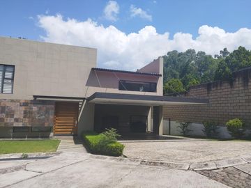 RESIDENCIA DE LUJO EN IXTAPAN DE LA SAL EN GRAN RESERVA GOLF RESORT & COUNTRY CLUB