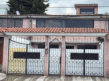 CASA EN VENTA EN METEPEC, ALTEZA