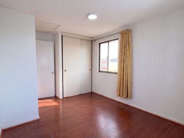 Venta Casa Puente Alto/ Aislada/ Frente a MallPlaza Tobalaba