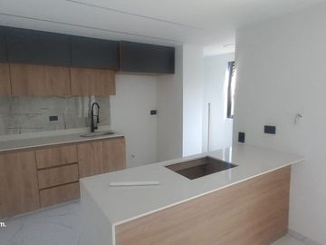 Apartamento en Arriendo Simón Bolívar, Medellín.