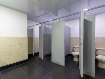 En venta gran oficina en Ciudad del Río