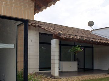 Casa campestre en el Retiro conjunto cerrado