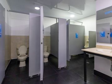 En venta excelente oficina en Ciudad del Río