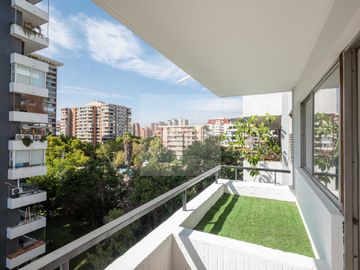 Departamento en venta  en LAS CONDES