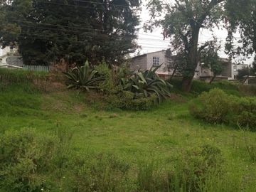Terreno en San Pedro Tejalpa