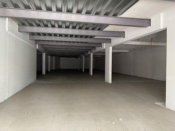 LOCAL COMERCIAL EN RENTA - PLAZA SAN PEDRO, Av. Lic. Benito Juárez García, Metepec