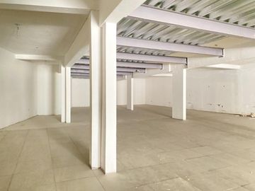 LOCAL COMERCIAL EN RENTA - PLAZA SAN PEDRO, Av. Lic. Benito Juárez García, Metepec