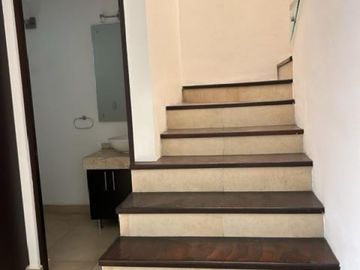 RENTA CASAS QUERETARO JURIQUILLA CUMBRES DEL LAGO TRIANA
