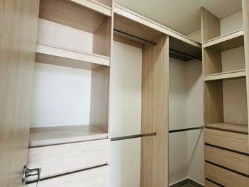 Apartamento en venta de 3 hab. en puerta del sol, Bucaramanga