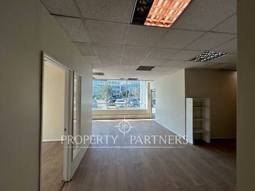 Muy luminosa oficina Ciudad Empresarial, Huechuraba.