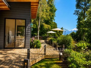 Casa en la naturaleza, con vista al Volcán Villarrica