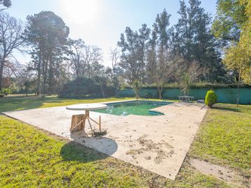 VENTA I CASA QUINTA SOBRE 6.131 m² CON ENORME POTENCIAL
