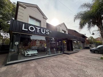 Alquiler Local San Isidro en esquina sobre Av. Libertador