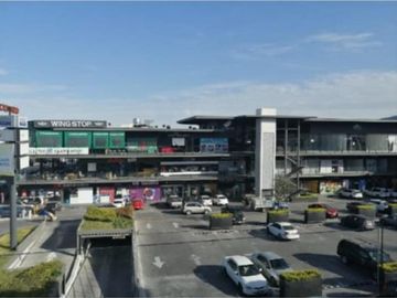 LOCAL RENTA PLAZA MIRADOR GUADALUPE