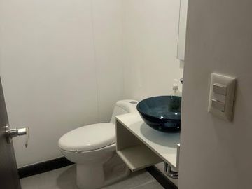 ARRIENDO de APARTAESTUDIO en MedellÃ­n
