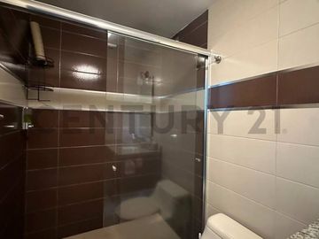 Vendo linda suite en la Shyris y Rusia