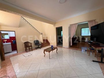 Uso de Suelo Mixto en Del Valle |Ideal para Oficinas, Consultorios o Corporativo