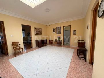 Uso de Suelo Mixto en Del Valle |Ideal para Oficinas, Consultorios o Corporativo
