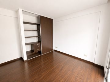 Dúplex en alquiler en Acassuso | Cochera + Pileta