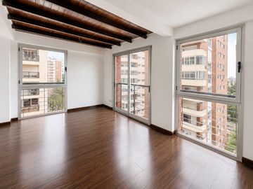 Dúplex en alquiler en Acassuso | Cochera + Pileta
