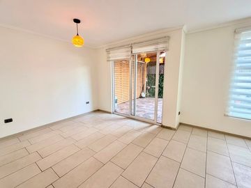 Casa 3D 3B con amplios espacios en La Florida