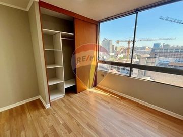 Arriendo Departamento 2D 2B Metro Parque Almagro