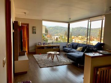 AMPLIA CASA EN CONDOMINIO LOS BRAVOS | EXCELENTE ORIENTACIÓN