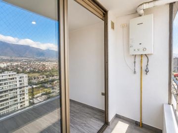 DEPTO. LA FLORIDA, 2D+2B+E, PISO 17 METRO BELLAVISTA.