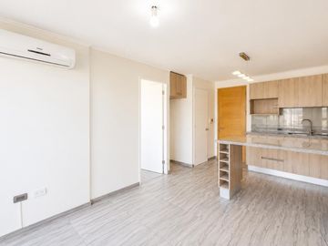 DEPTO. LA FLORIDA, 2D+2B+E, PISO 17 METRO BELLAVISTA.