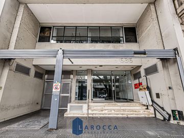 OFICINA - VENTA - CHACARITA - LUMINOSA Y AMPLIA