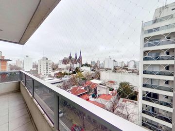 DEPTO | 1 DORMITORIO | BALCÓN CORRIDO | APTO BANCO | LA PLATA