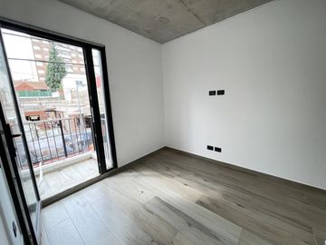 Departamento 3 ambientes a estrenar - Flores