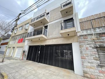 Departamento 3 ambientes a estrenar - Flores