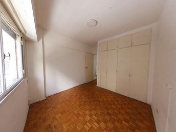 2 Ambientes en excelente ubicación - Luminoso y ventilado - Av. Luis Maria Campos y Teodoro García