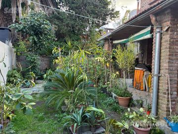 Casa de 4 ambientes en venta en Tigre con jardín, parrilla y balcón