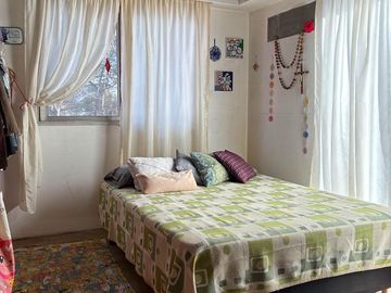 Casa de 4 ambientes en venta en Tigre con jardín, parrilla y balcón