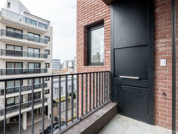 Venta semipiso a estrenar 3 amb con balcon y parrilla - Zona Guemes
